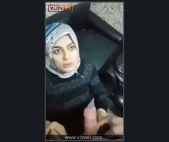 Türbanlı sekreter ofiste sakso otelde sex